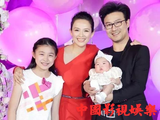 汪峰章子怡和两个女儿
